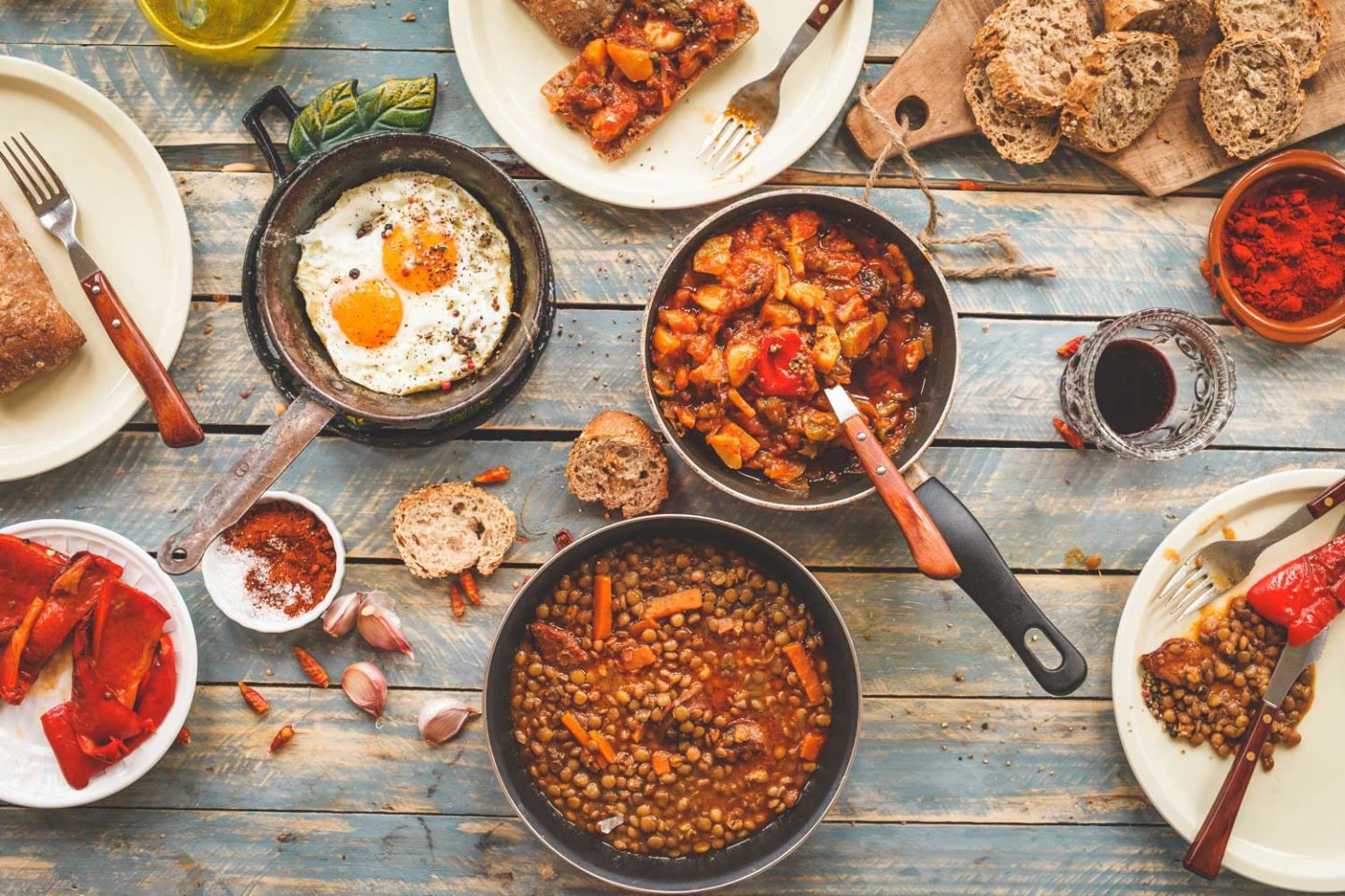 Slowfood – Die Philosophie der langsamen, bewussten Ernährung für Genuss und Gesundheit. Slowfood: Nachhaltige und gesunde Ernährung mit Fokus auf regionale und saisonale Zutaten.