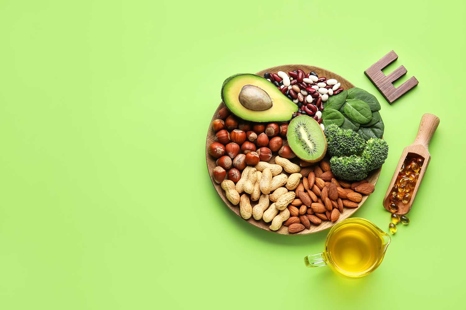 Vitamin E Tagesbedarf – Empfehlungen für die optimale Zufuhr von Vitamin E. Vitamin E Tagesbedarf: Wie viel Vitamin E du täglich benötigst und wie du es am besten aufnimmst.